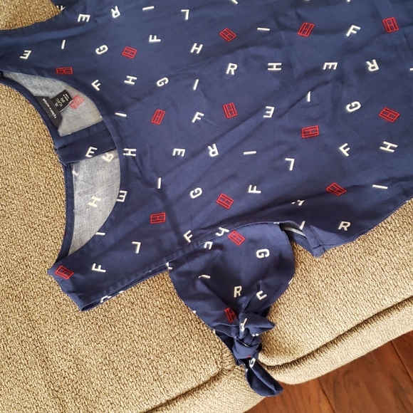 Tommy Hilfiger navy blue cold shoulder white & red print dress - Picture 4 of 9